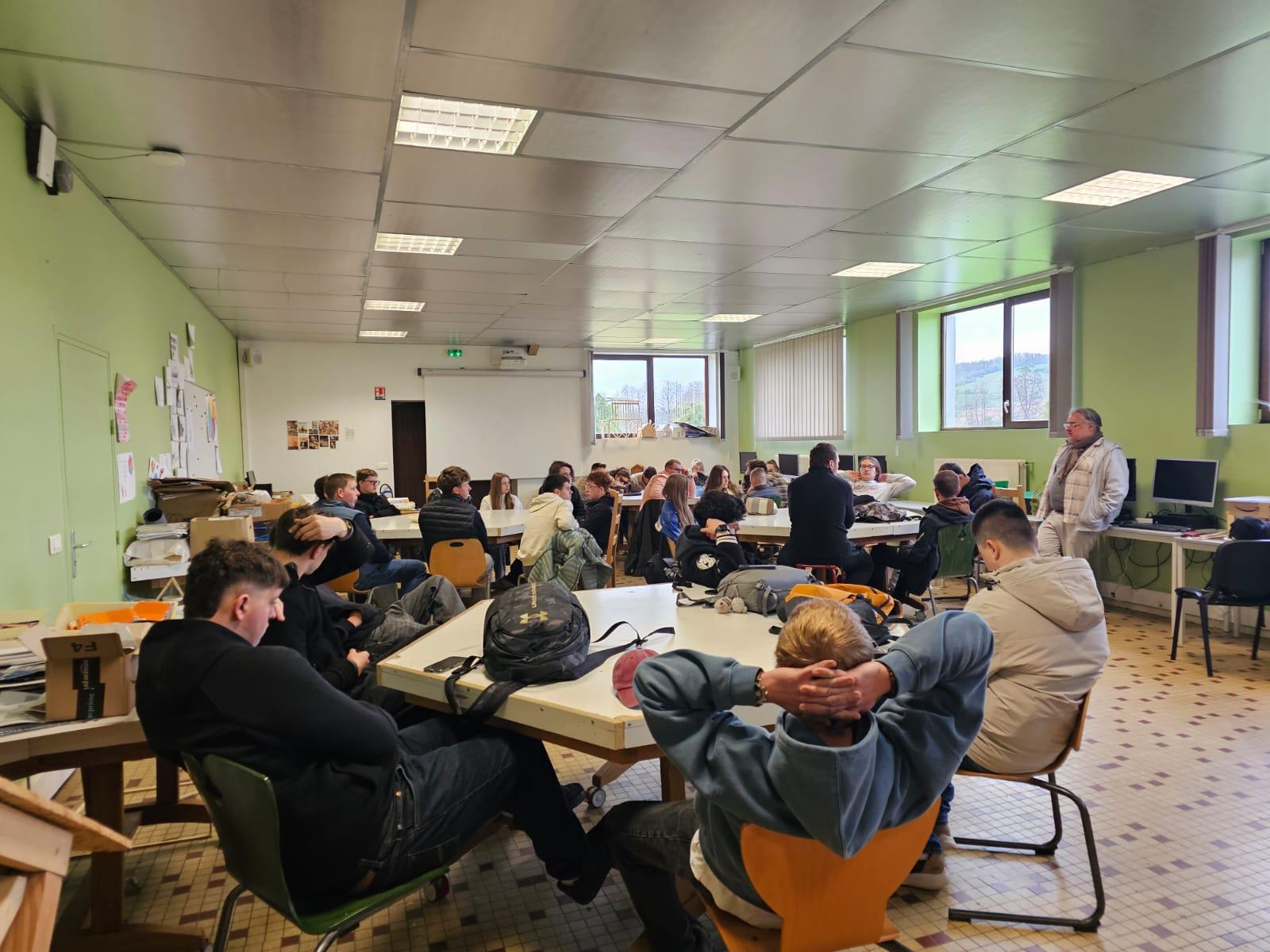 erasmus lycee du bois