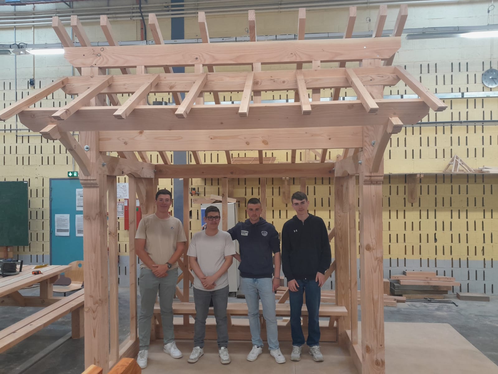 BAC PRO TECHNICIEN CONSTRUCTEUR BOIS